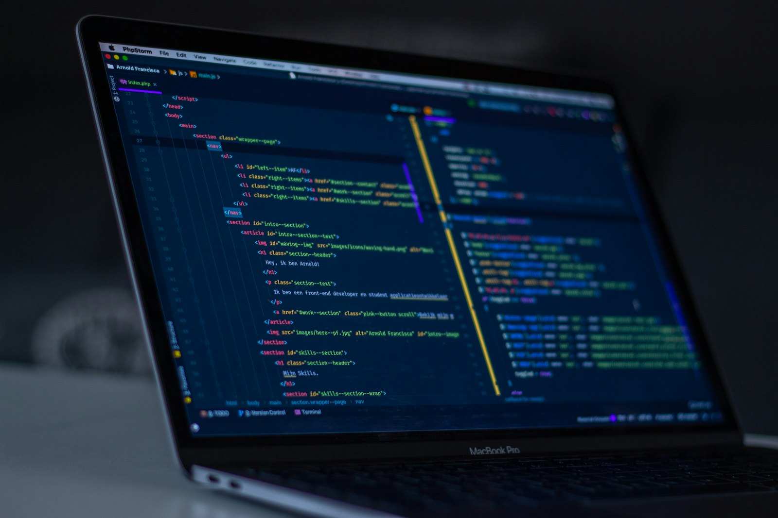 Software Development at MAXBLO